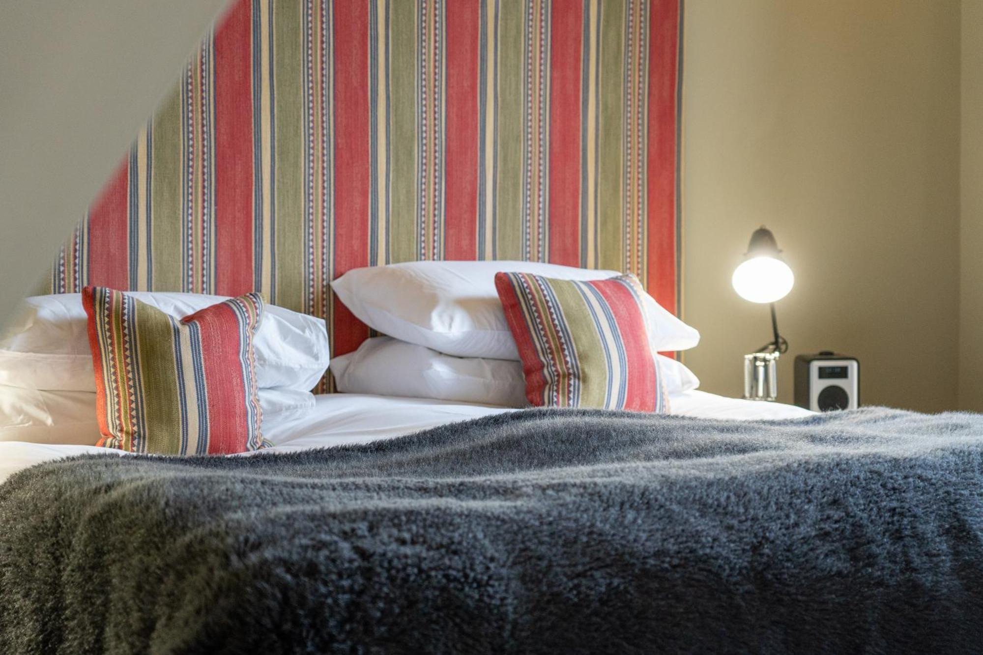 The Pier Hotel Harwich Extérieur photo