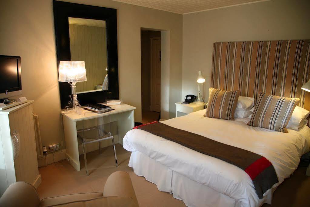 The Pier Hotel Harwich Extérieur photo