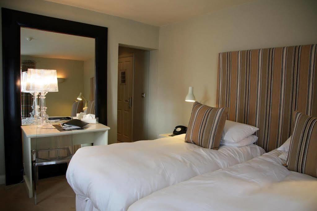 The Pier Hotel Harwich Extérieur photo